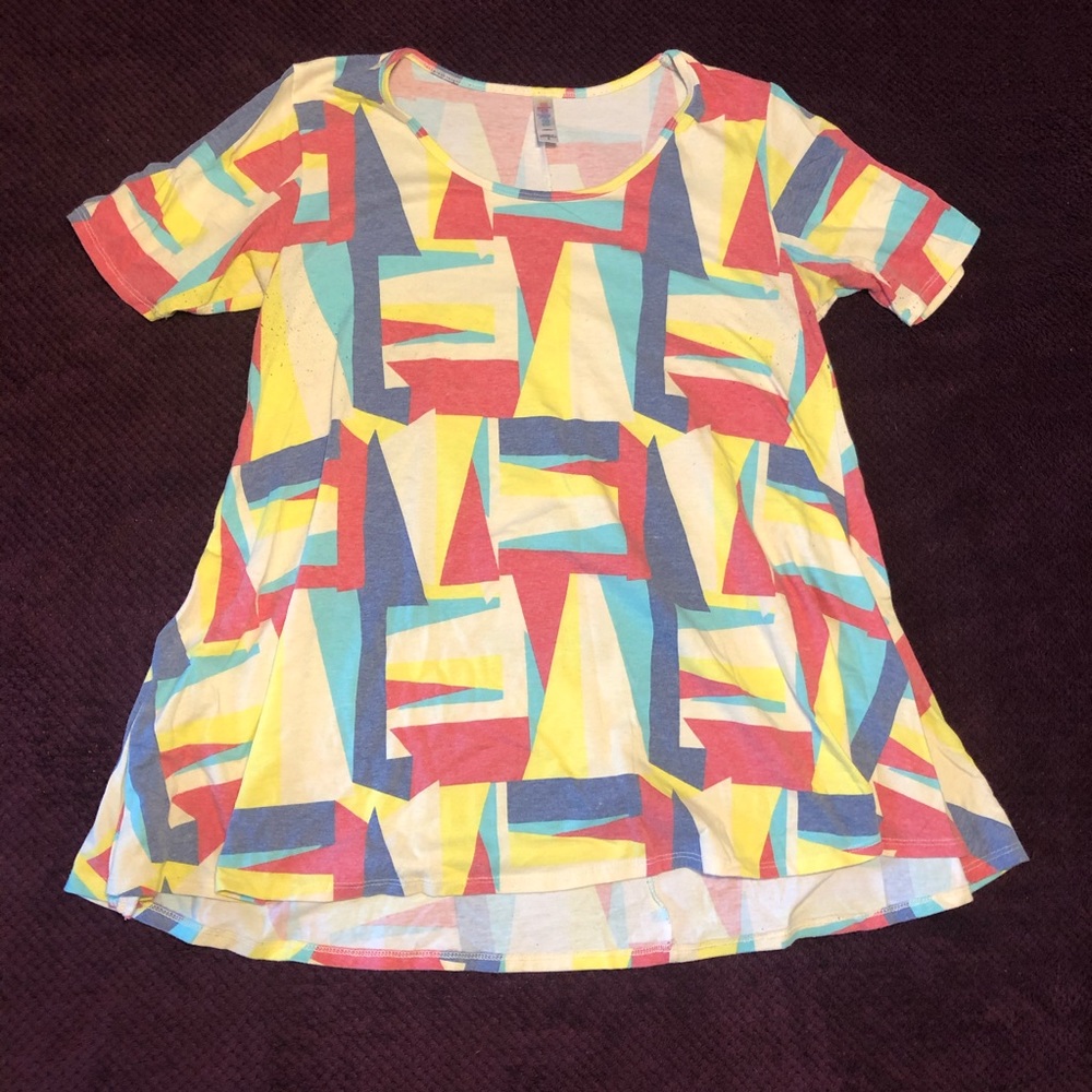 LuLaRoe Perfect Tee S